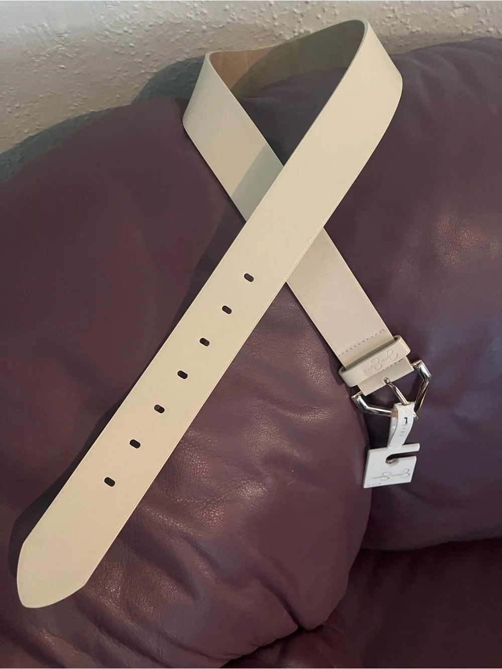 Jessica Simpson Cream Leather Belt with Silver Buckle